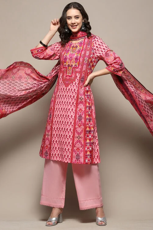 Ladies Pink Cotton Printed Straight Suit Set - Image 6