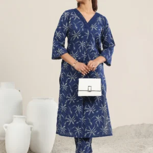 Women Blue Printed Cotton Straight Kurta Set