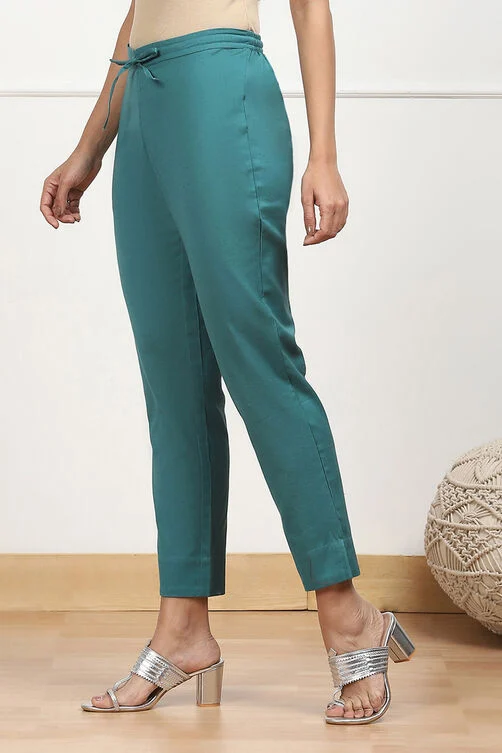 Women Green Cotton Solid Regular Pants - Image 5