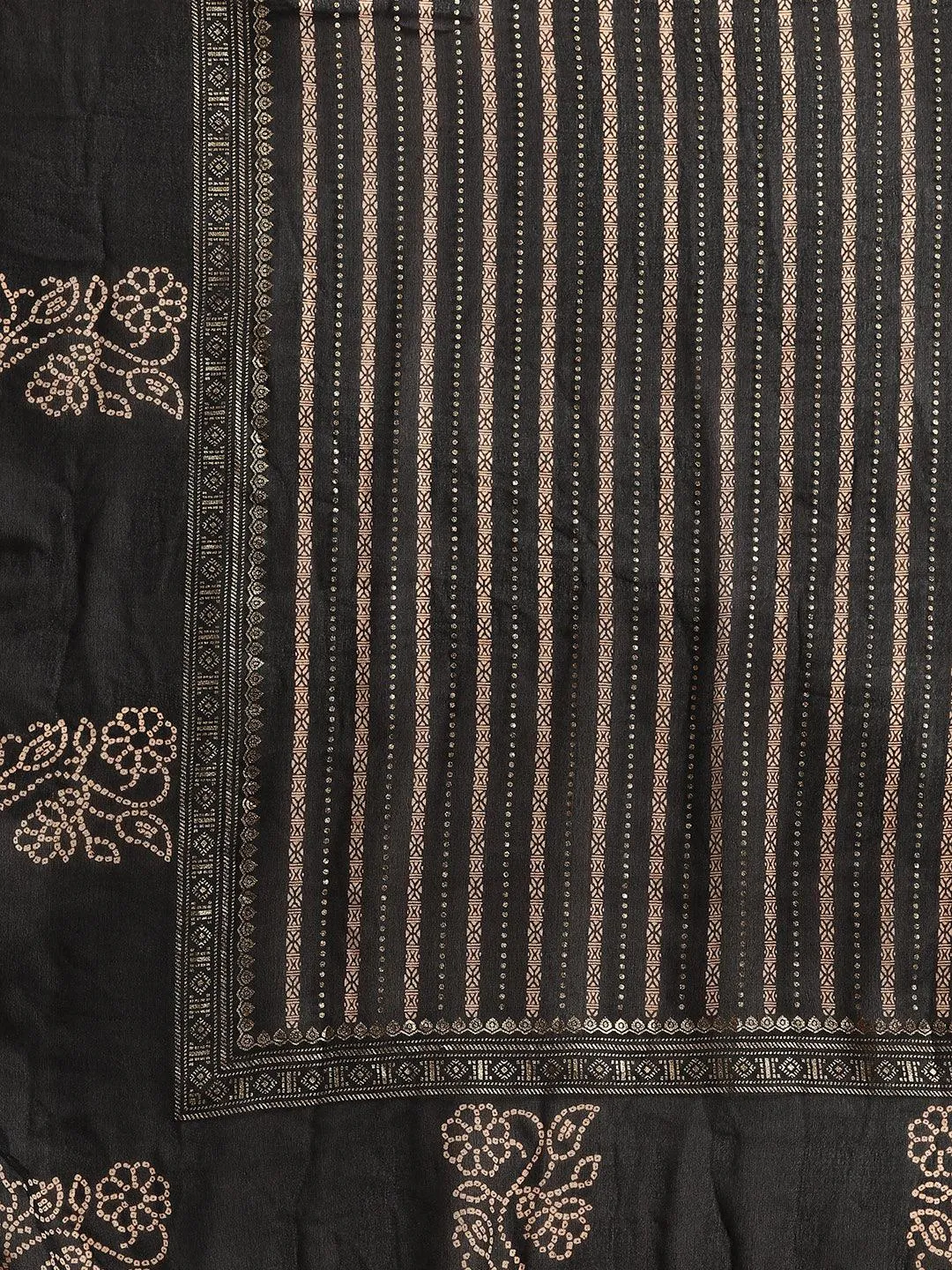 Women Black Printed Georgette Saree - Image 2