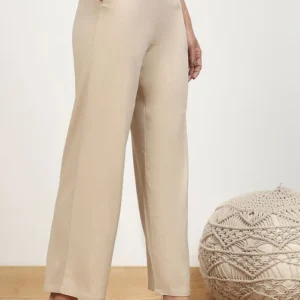 Women Beige Solid Stretchable Relaxed Fit Pants