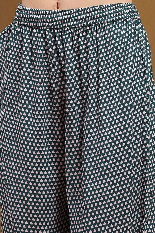 Women Green Modal Embroidered Festive Kalidar Suit Set - Image 5