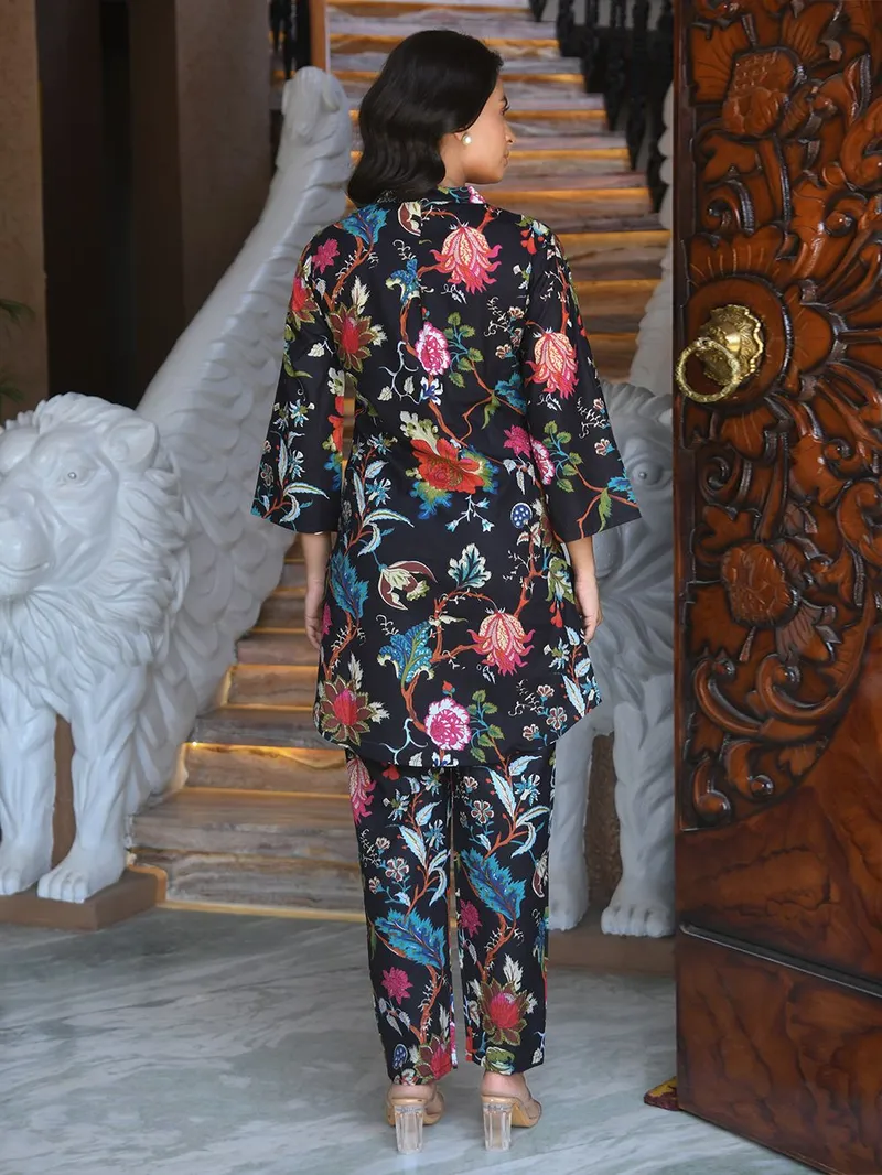 Women Black Printed Cotton Tunic with Pants - Set - Image 2